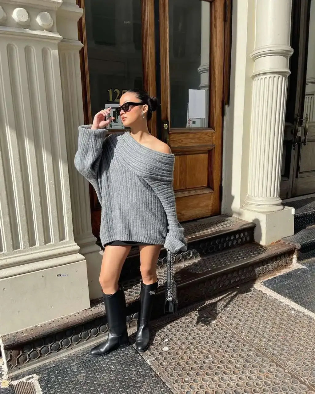 Women’s Off-Shoulder Ribbed Sweater - Chic Oversized Knit